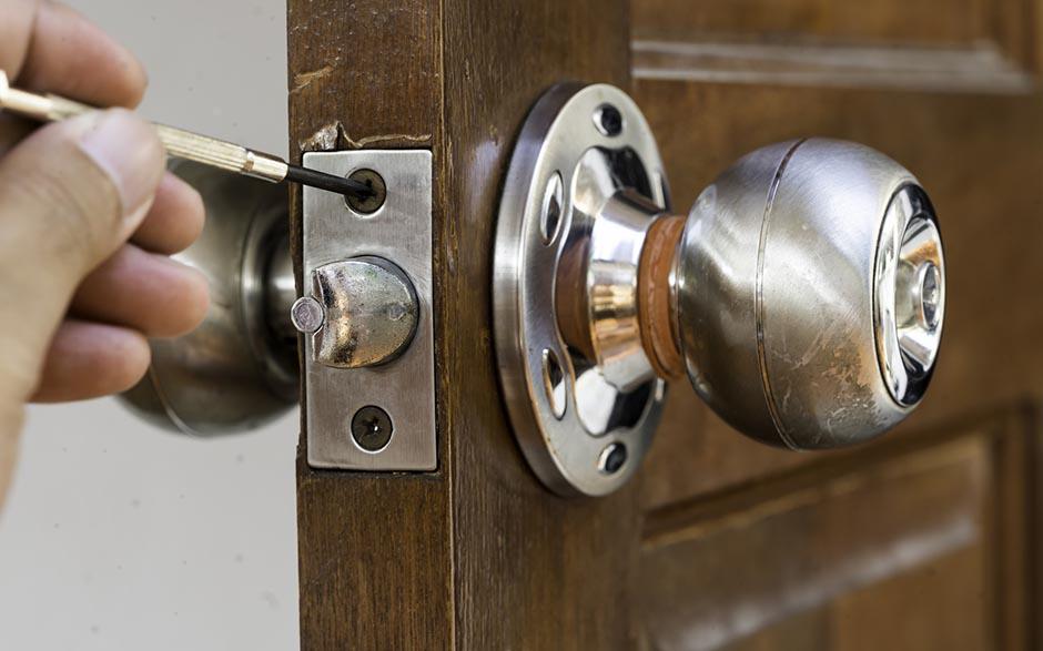 techniciens qualifiés serrurier ouverture de porte Paris 6